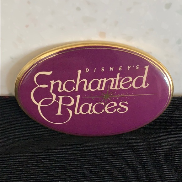 Walt Disney Other - WDCC 1990’s Disney’s Enchanted Places Pin